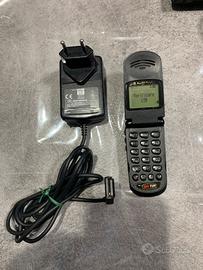 Cellulare vintage Motorola v3688