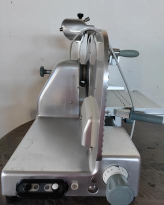 Affettatrice professionale 