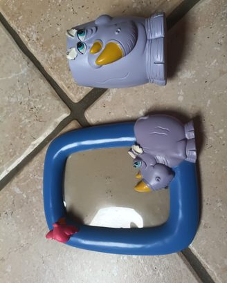 Quadro con portapenne