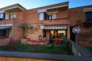 Villa a Schiera a Sant'Ambrogio di Torino, 4 local