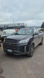 pickup rexton sports