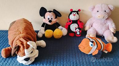 Pupazzi/ pupazzo e Peluche prezzo 3 € X 1 articolo