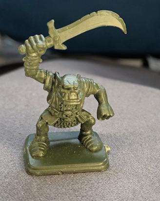 HeroQuest MB Orco con scimitarra - Min. Originale
