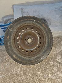 Cerchi e gomme da 15