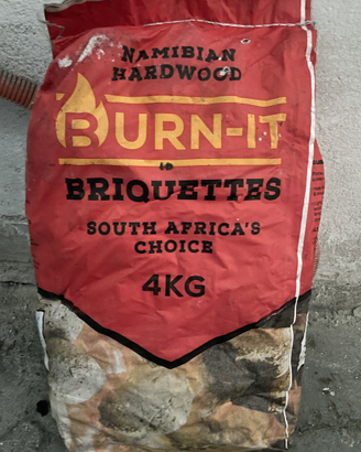 Carbone – Bricchette per barbecue