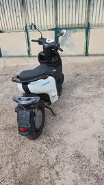 Yamaha neos 50 elettrico