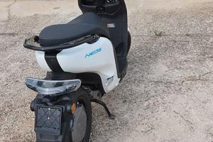Yamaha neos 50 elettrico