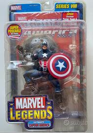 002 - MARVEL LEGENDS ULTIMATE CAPTAIN AMERICA