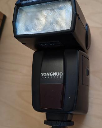 Flash esterno YONGNUOP per Nikon - TTL