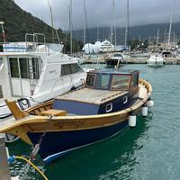 Gozzo 10 mt cabinato con skipper DAILY RENT