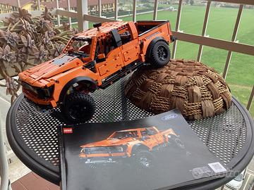 LEGO 42126 FORD RAPTOR F150 SOLO MONTATO