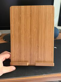 Porta tablet o telefono in legno fatto a mano