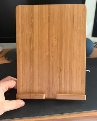 Porta tablet o telefono in legno fatto a mano