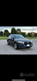 Audi Q5 35 2.0 tdi quattro s-tronic business