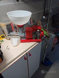 Spremipomodoro elettrico