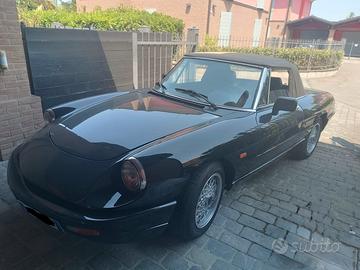 Alfa Romeo Duetto Spider 2.0
