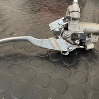 Pompa freno Yamaha Neo’s 4