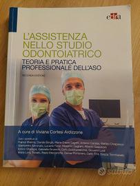 libro assistente alla poltrona 