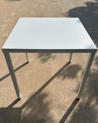 Tavoli bianchi da esterno 80x80