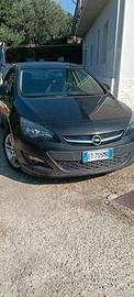 Opel Astra 1.4 benzina 100 CV ANNO 2014