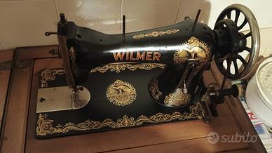 Macchina da cucire d'epoca Wilmer con mobiletto