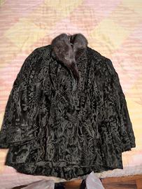 pelliccia nera pelo corto