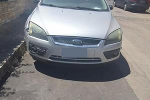 Ford focus 1600 tdi berlina 5 porte 90 cv del 2005