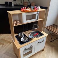 Giocattolo IKEA  Bianca con Accessori - Come nuova
