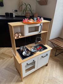 Giocattolo IKEA  Bianca con Accessori - Come nuova