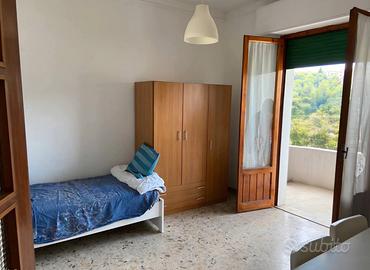 Stanza per studentesse siena, zona stazione/coop g