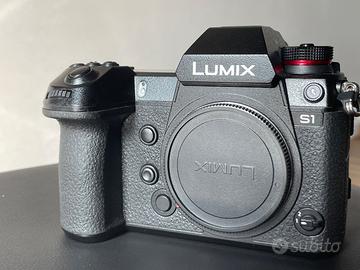 Lumix s1