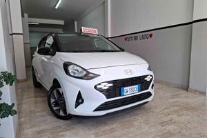 Hyundai i10 1.0 BENZINA - 2024 BICOLORE