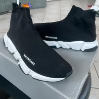 Balenciaga  Speed