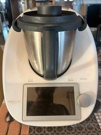 Bimby TM6  completo con accessori e ricettario