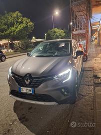 renault captur e tech 1.6 145 cv
