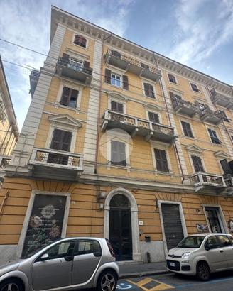 2 LOCALI A LA SPEZIA