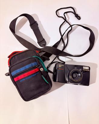 Fotocamera Olympus Superzoom 80 custodia Benetton