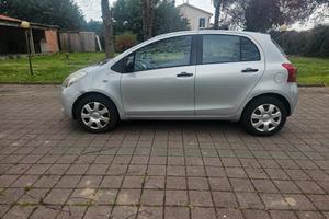 Toyota yaris 2008 