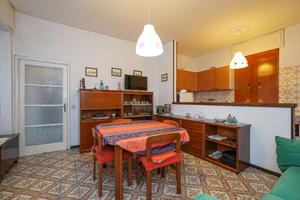 BILOCALE CON BOX SINGOLO