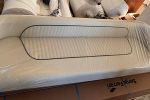 Divanetto posteriore boston outrage 22