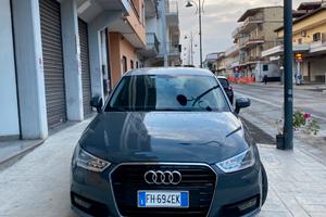 Audi A1 1.4 Tdi Admired Plus 90 CV