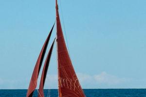 BARCA A VELA D'EPOCA