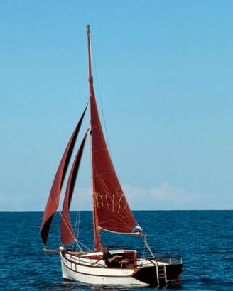 BARCA A VELA D'EPOCA