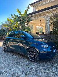 Fiat 500e 23,8 kWh Action