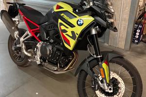 BMW F900 GS