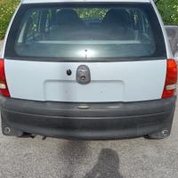 Opel corsa 1000 I 