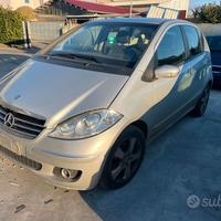Ricambi usati per Mercedes Classe A 180 CDI 2005