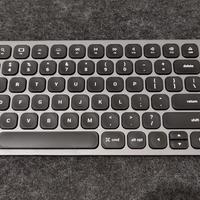 Satechi Compact Backlit Bluetooth Keyboard