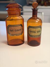 Antiche bottiglie Farmacia