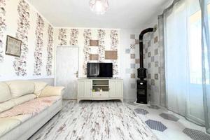 Appartamento di 100 m² con 3 locali a Caprese Mich